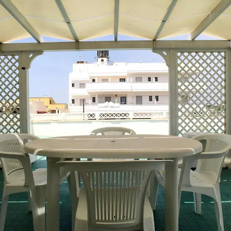 Bilocale Poseidon Tra Centro E Hotel *