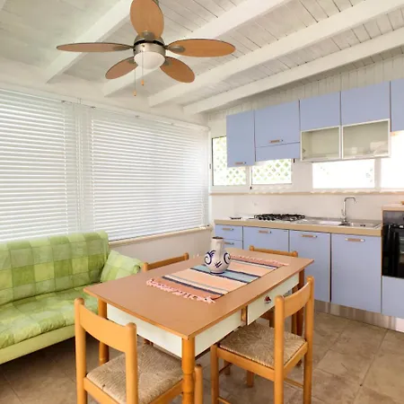 Hotel Bilocale Poseidon Tra Centro E Torre San Giovanni Ugento