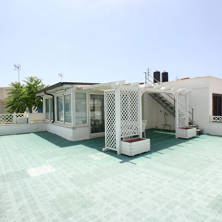 Hotell Bilocale Poseidon Tra Centro E